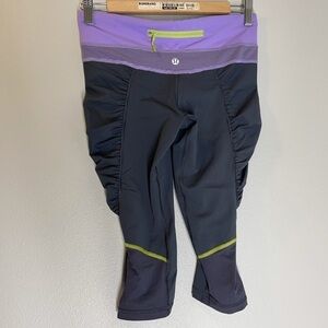 Lululemon Run Zoom Cropped Leggings Side Ruching Back Pocket Gray Purple Size 6